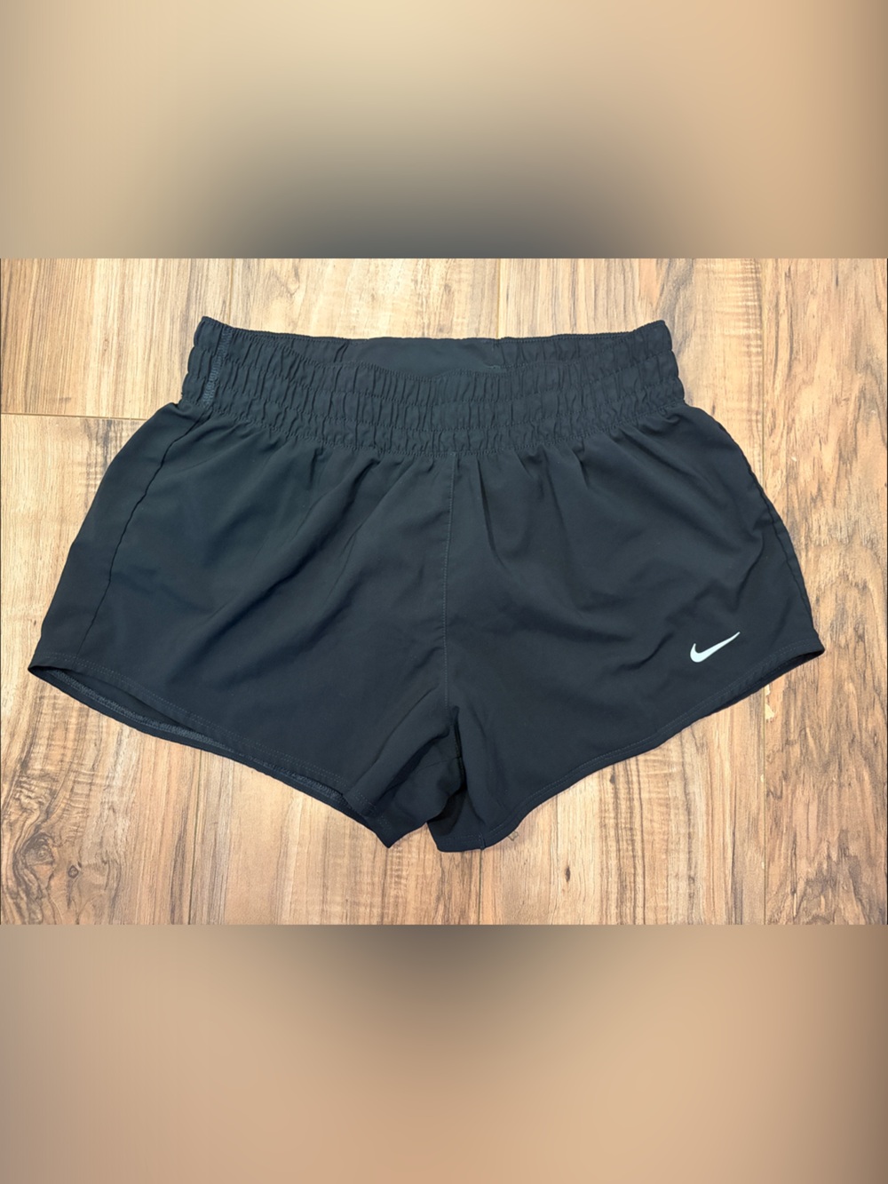 Nike Women’s Black Athletic Shorts - Small